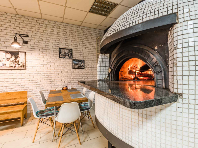 VKL Corredurías Seguros · Pizzeria / Restaurantes